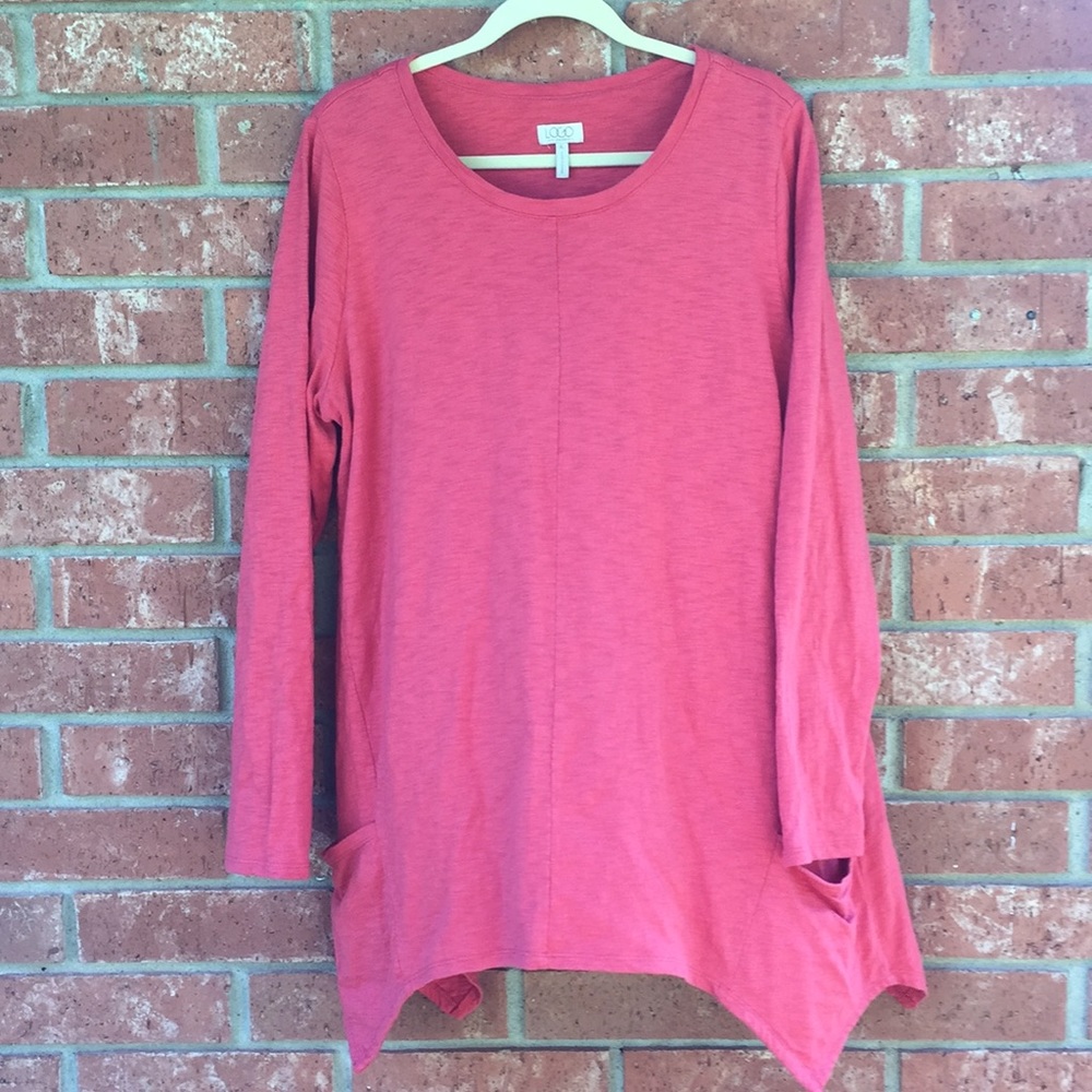 LOGO cool weather top